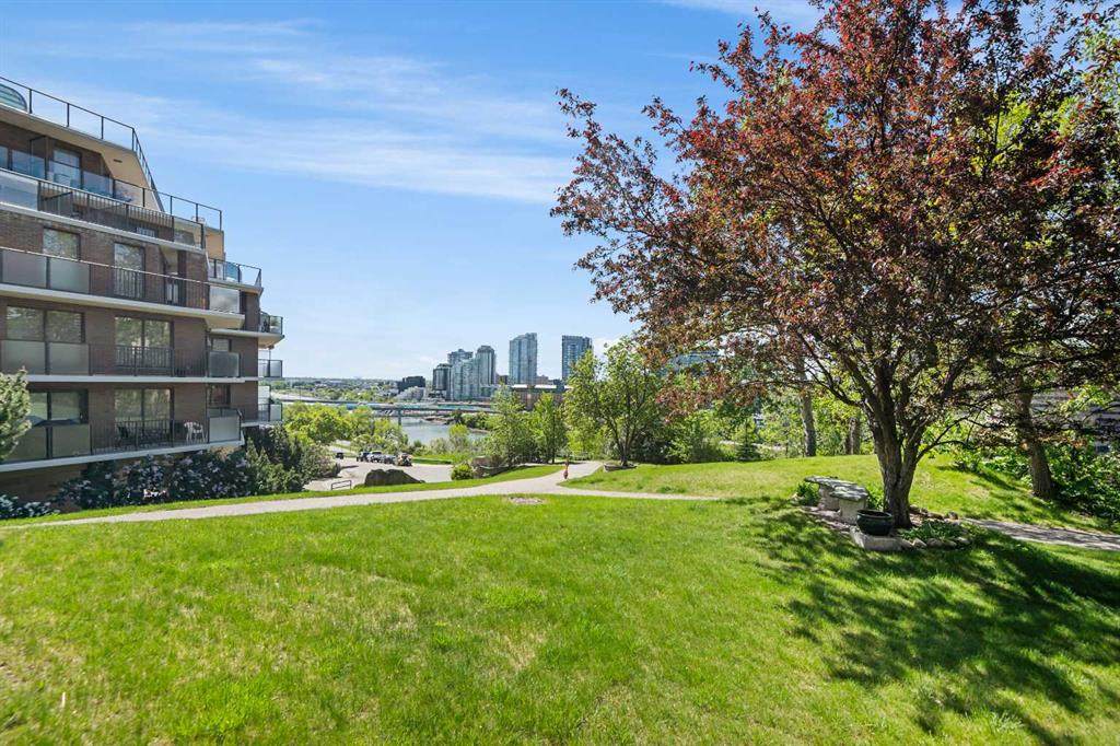https://bt-photos.global.ssl.fastly.net/calgary/orig_boomver_1_A2227629-2.jpg