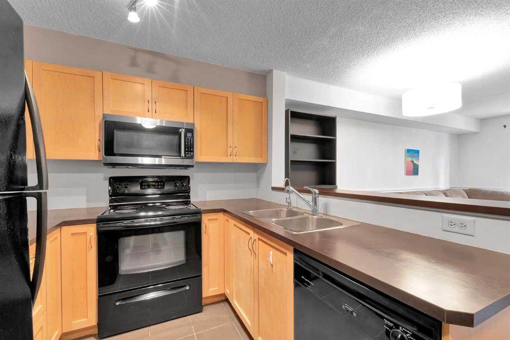 70 Panamount Drive - Photo 1