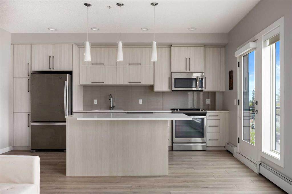 https://bt-photos.global.ssl.fastly.net/calgary/orig_boomver_1_A2228189-2.jpg
