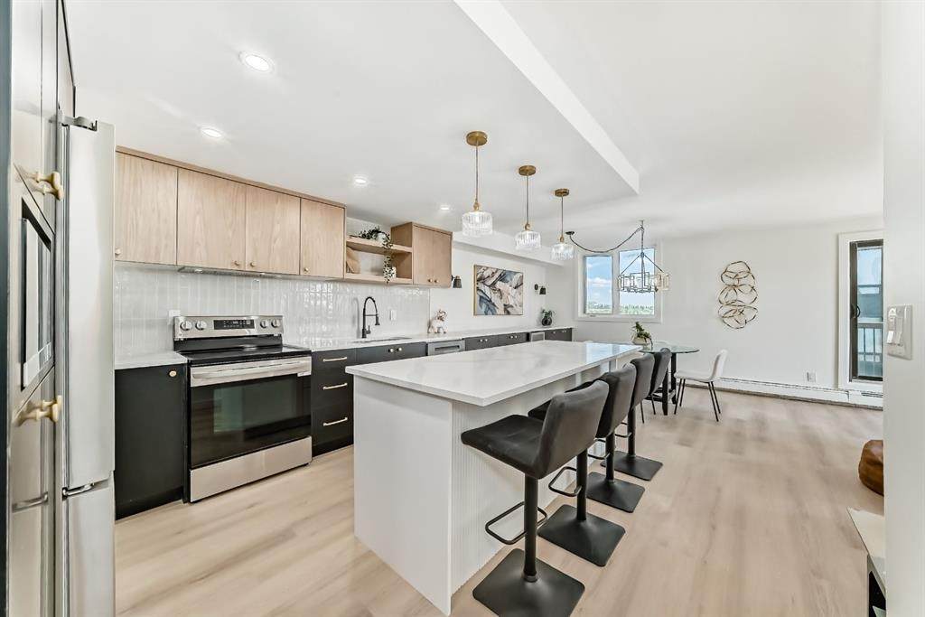 225 25 Avenue - Photo 1