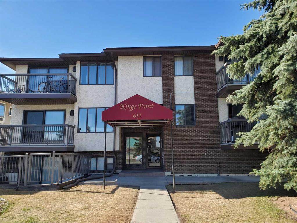 611 67 Avenue - Photo 1