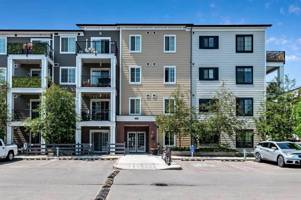 215 Legacy Boulevard - Photo 1