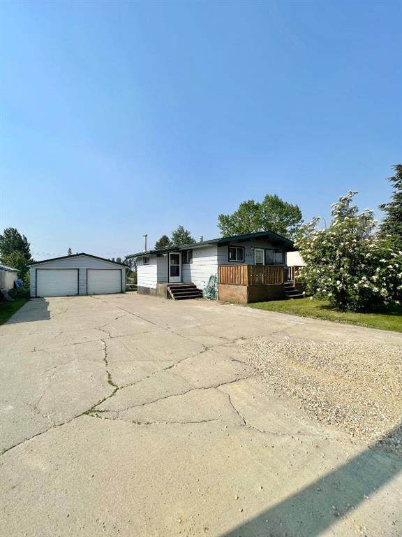 4823 Plaza Avenue - Photo 1