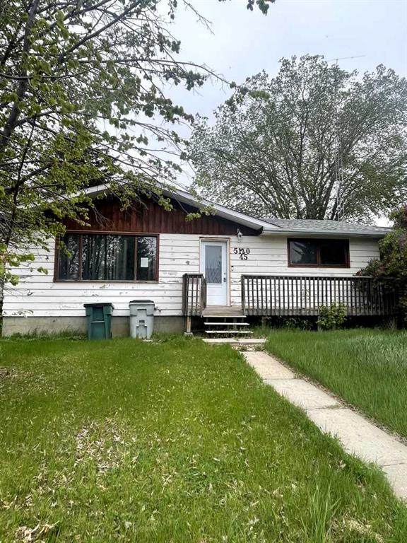 5120 45 Street - Photo 1