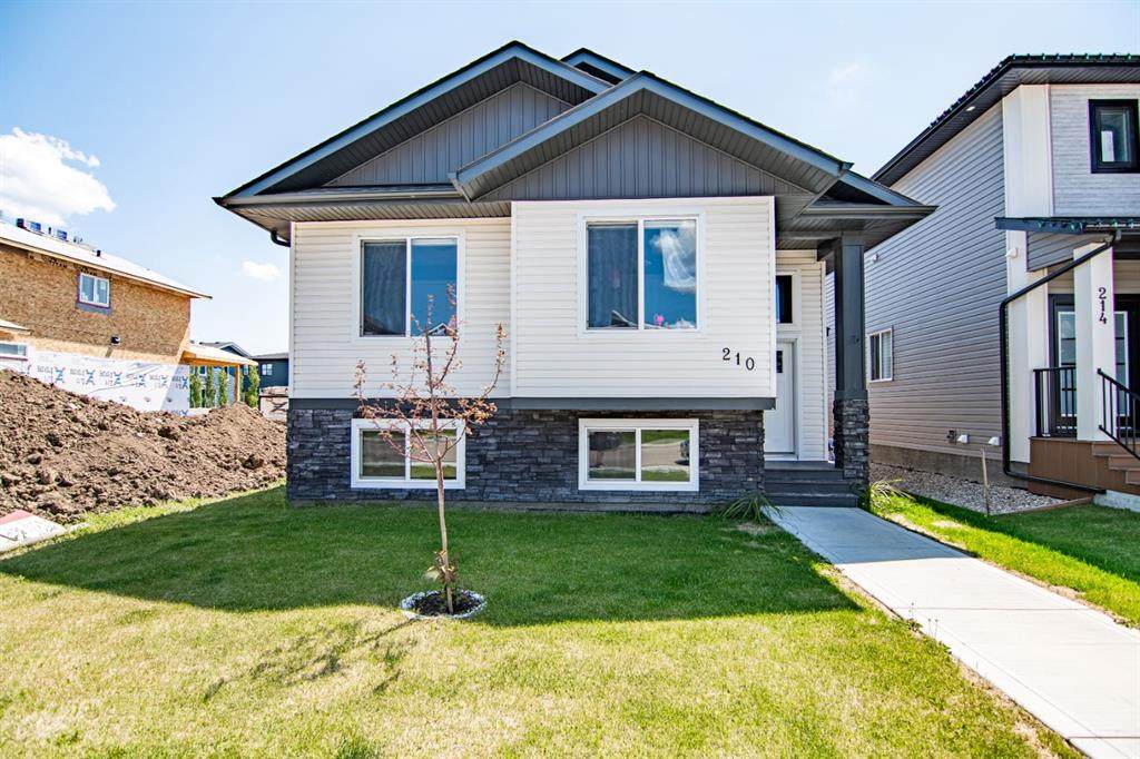 210 Livingston Close - Photo 1