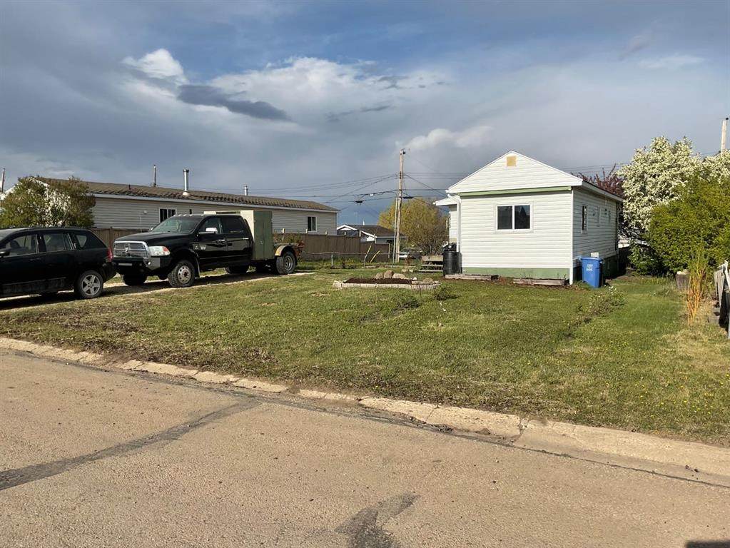 9515 99 Street - Photo 1