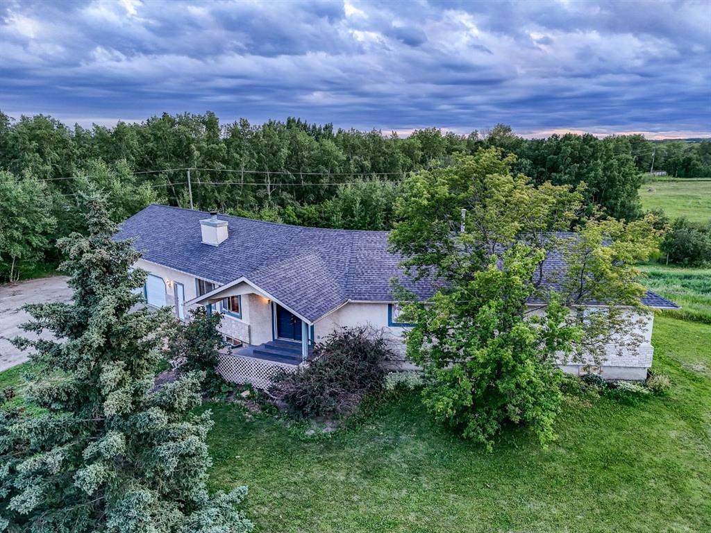 262107 Poplar Hill Drive - Photo 1