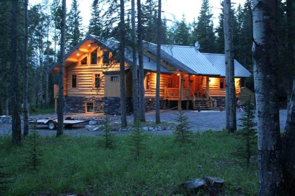 912 Wolverine Way - Photo 1
