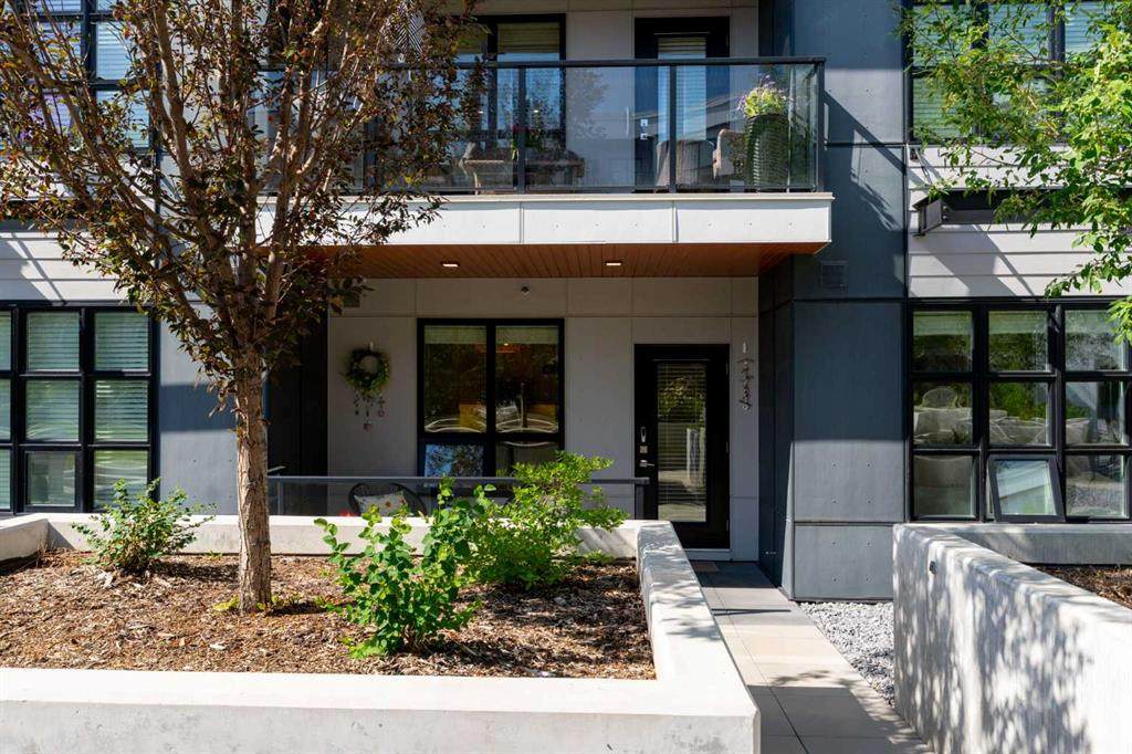 383 Smith Street - Photo 1