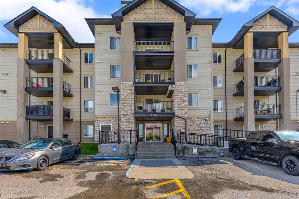 304 Mackenzie Way - Photo 1