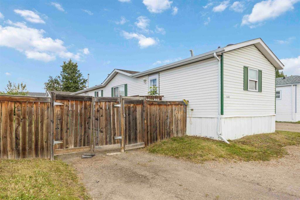 128 Caouette Crescent - Photo 1