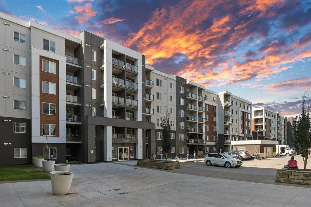 4641 128 Avenue - Photo 1