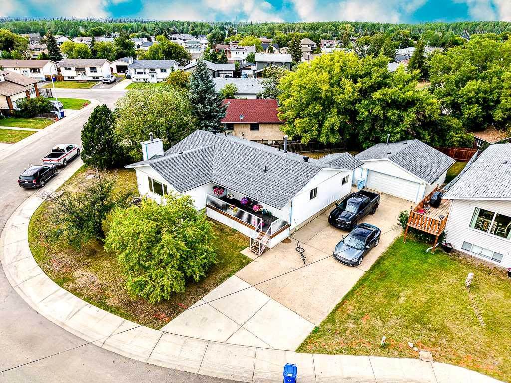 111 Christina Court - Photo 1