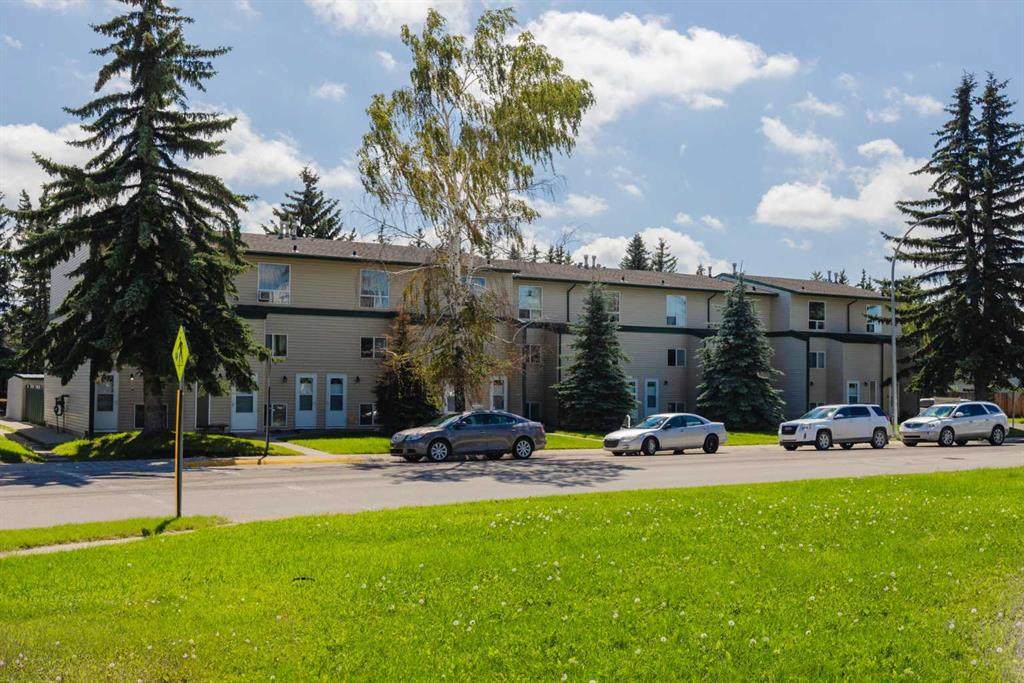 707 Westmount Drive - Photo 1