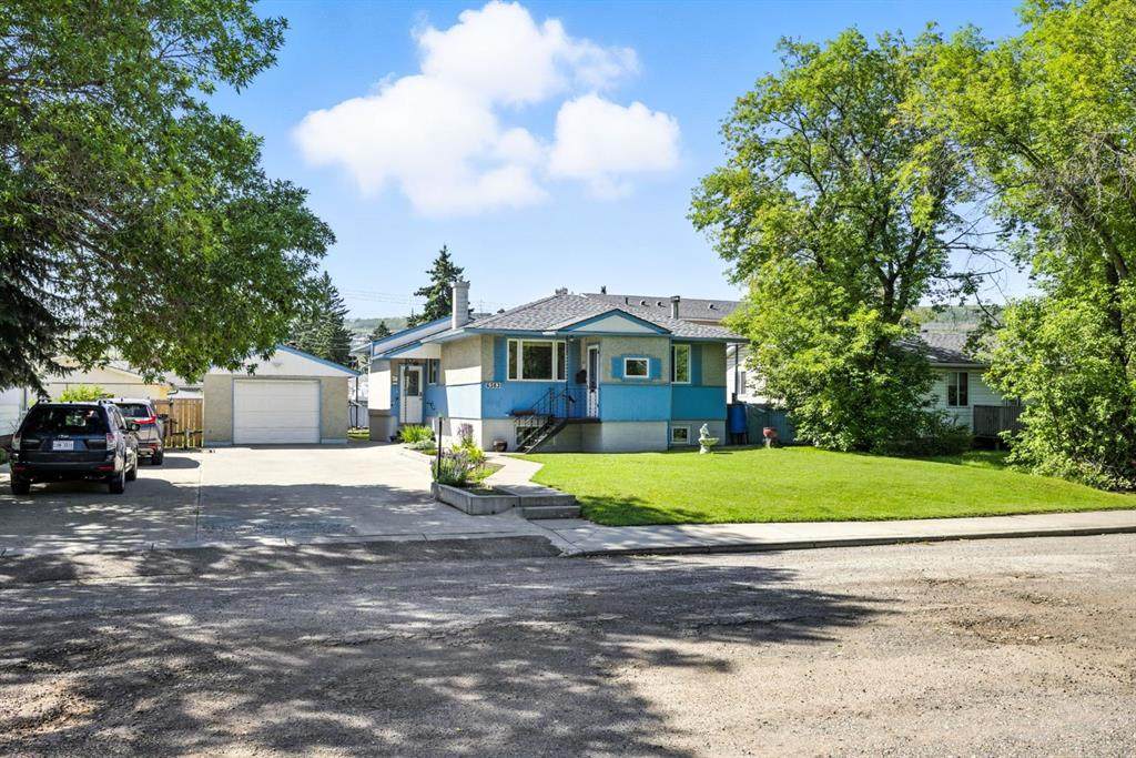 6383 32 Avenue - Photo 1