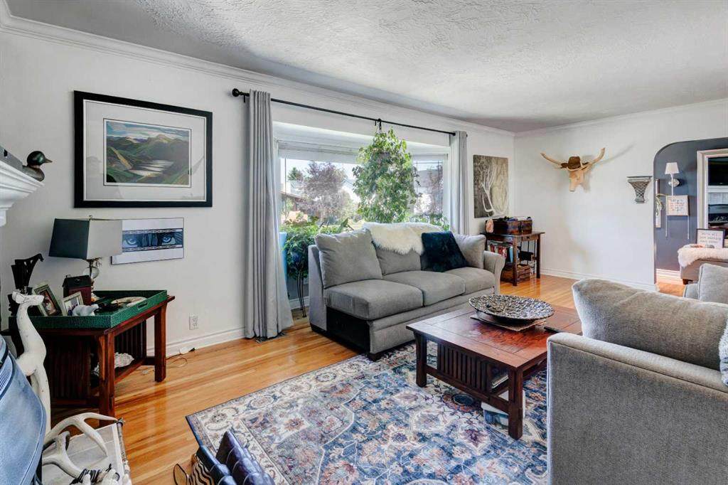 https://bt-photos.global.ssl.fastly.net/calgary/orig_boomver_1_A2245033-2.jpg