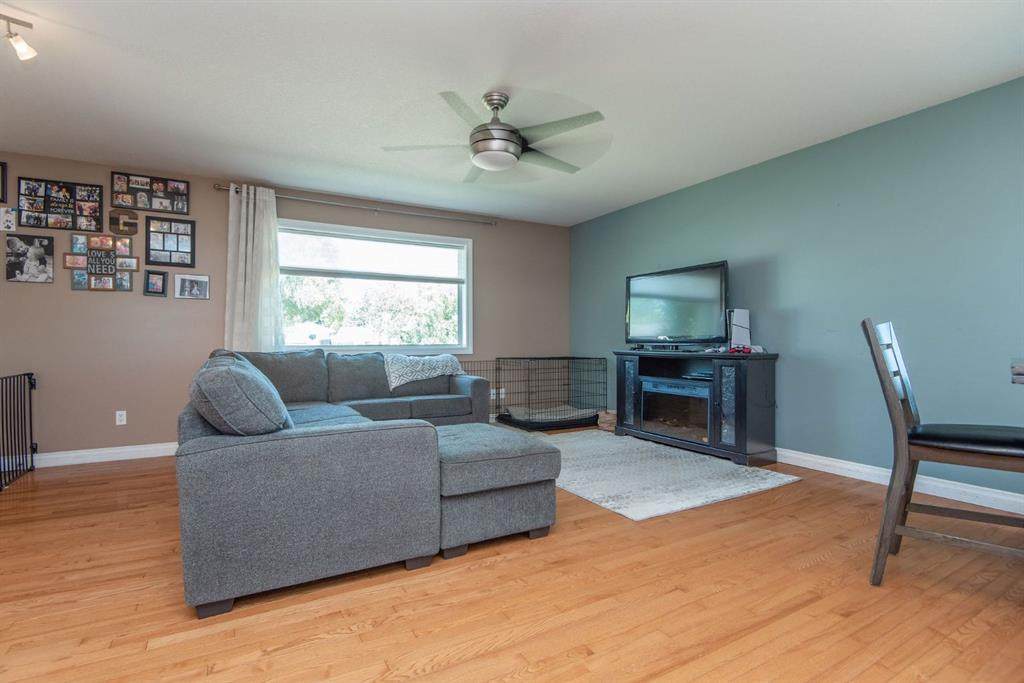 https://bt-photos.global.ssl.fastly.net/calgary/orig_boomver_1_A2245072-2.jpg