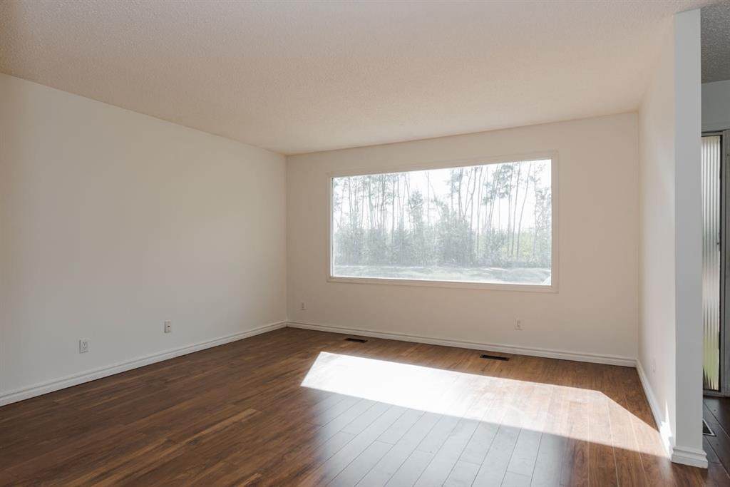 https://bt-photos.global.ssl.fastly.net/calgary/orig_boomver_1_A2245086-2.jpg
