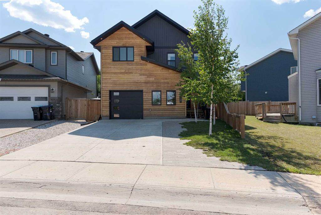 137 Pearson Drive - Photo 1