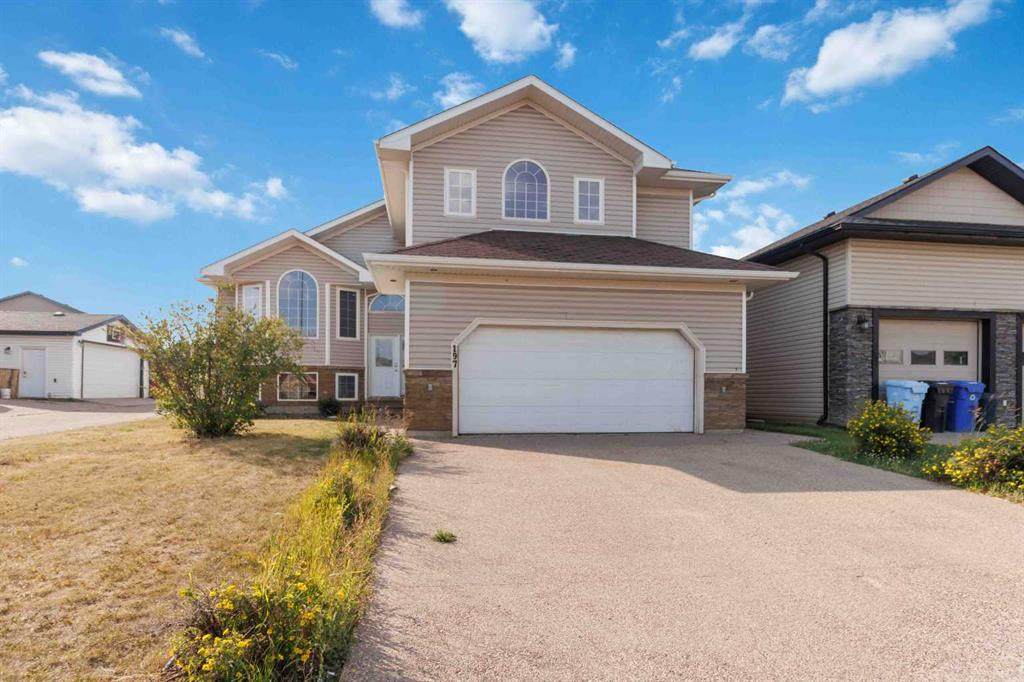 197 Pliska Crescent - Photo 1