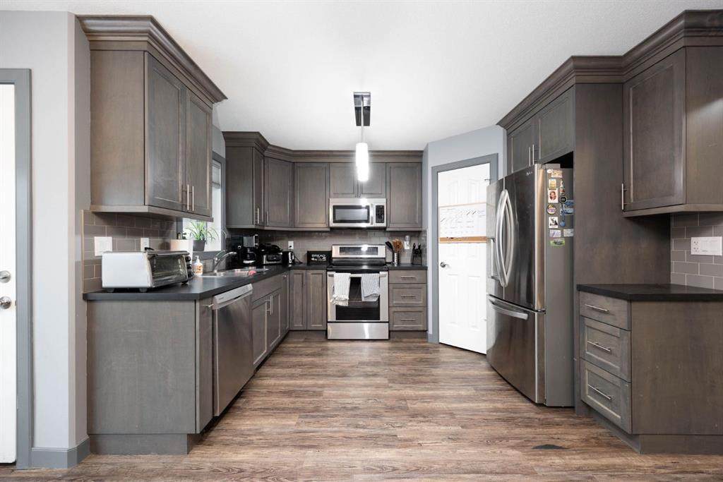 https://bt-photos.global.ssl.fastly.net/calgary/orig_boomver_1_A2245097-2.jpg