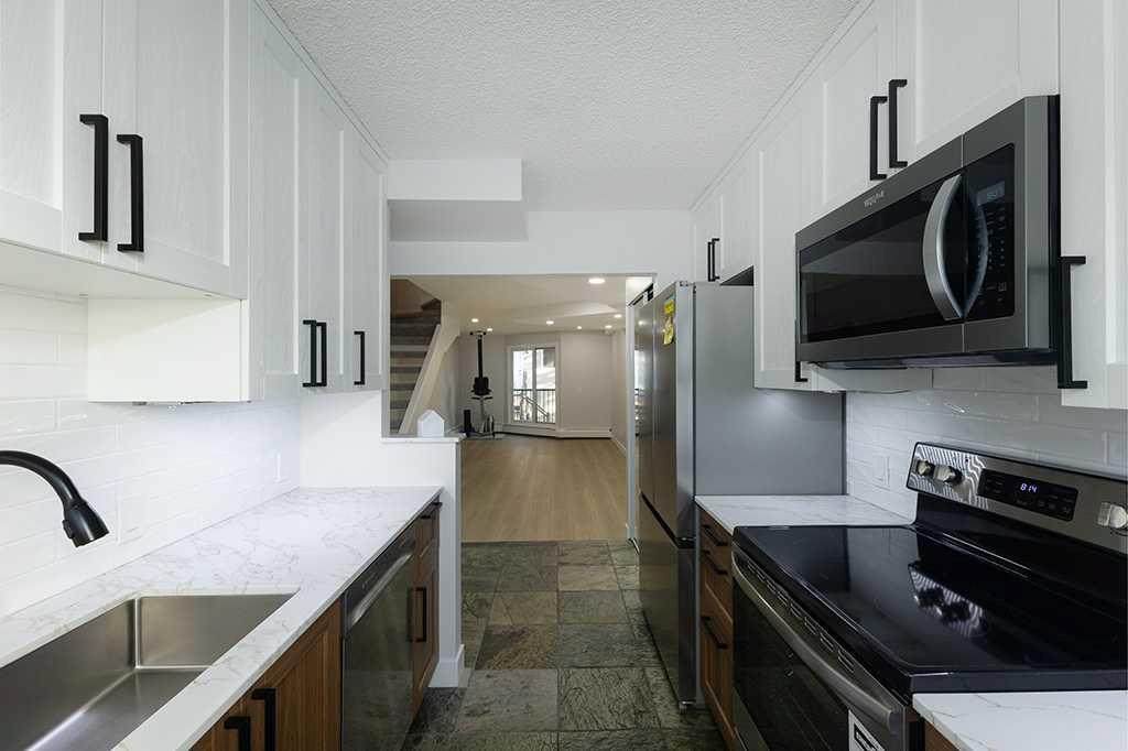 2400 15 Street - Photo 1