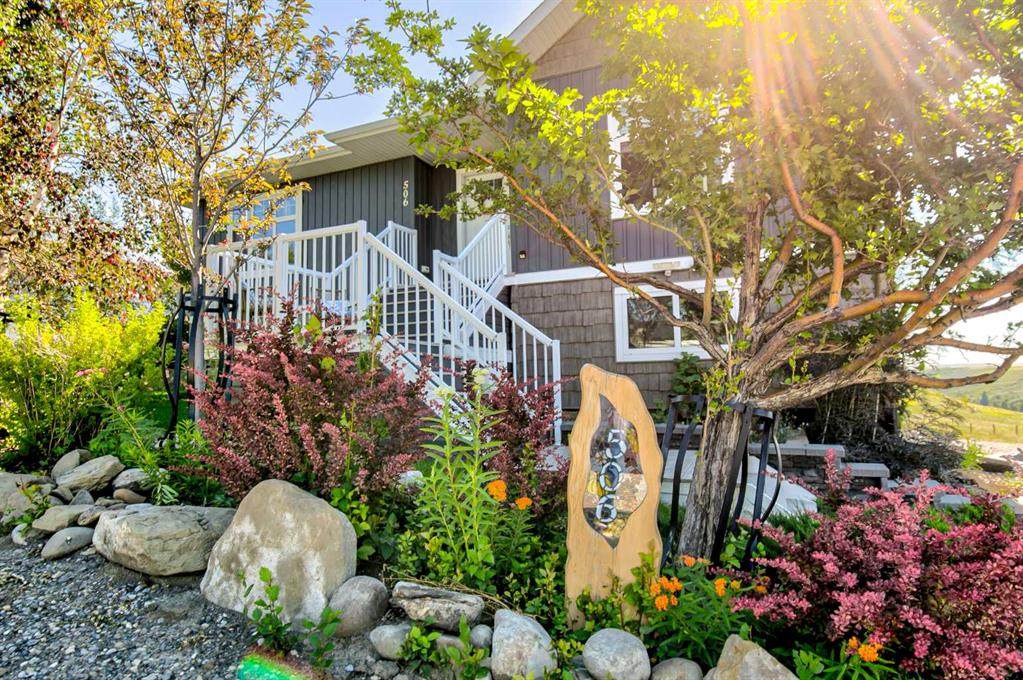 506 1 Street - Photo 1