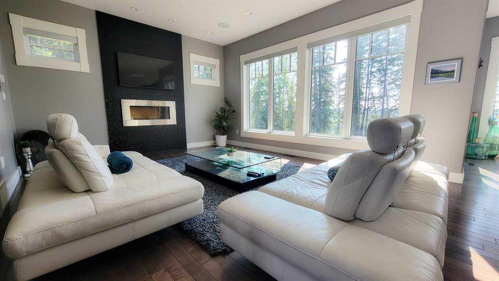 https://bt-photos.global.ssl.fastly.net/calgary/orig_boomver_1_A2245331-2.jpg