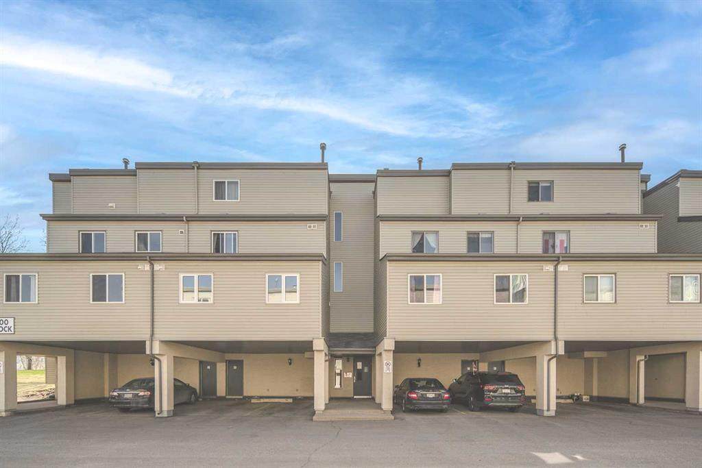 1540 29 Street - Photo 1