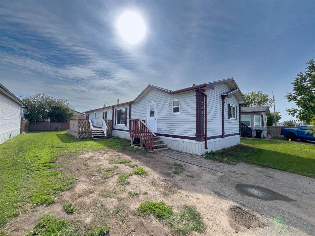 8805 91 Street - Photo 1