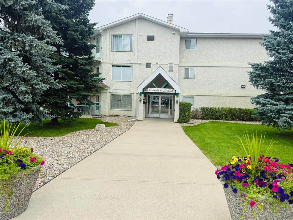 620 Columbia Boulevard - Photo 1