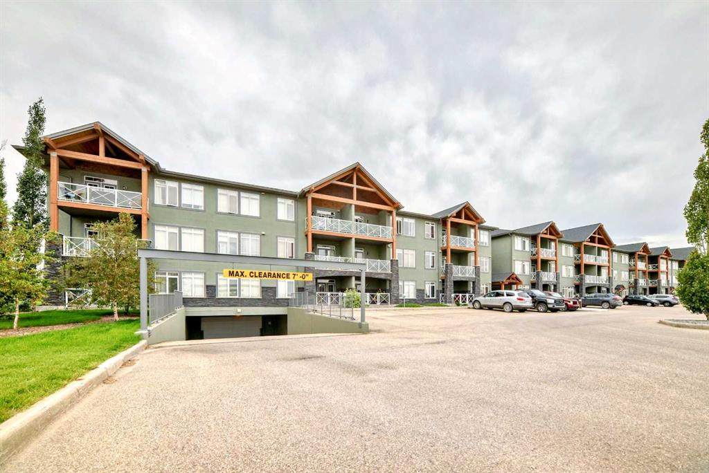 1005B Westmount Drive - Photo 1