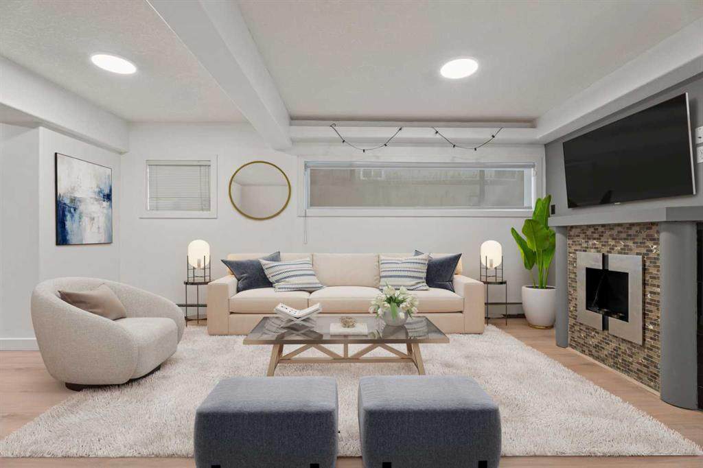 2104 17 Street - Photo 1