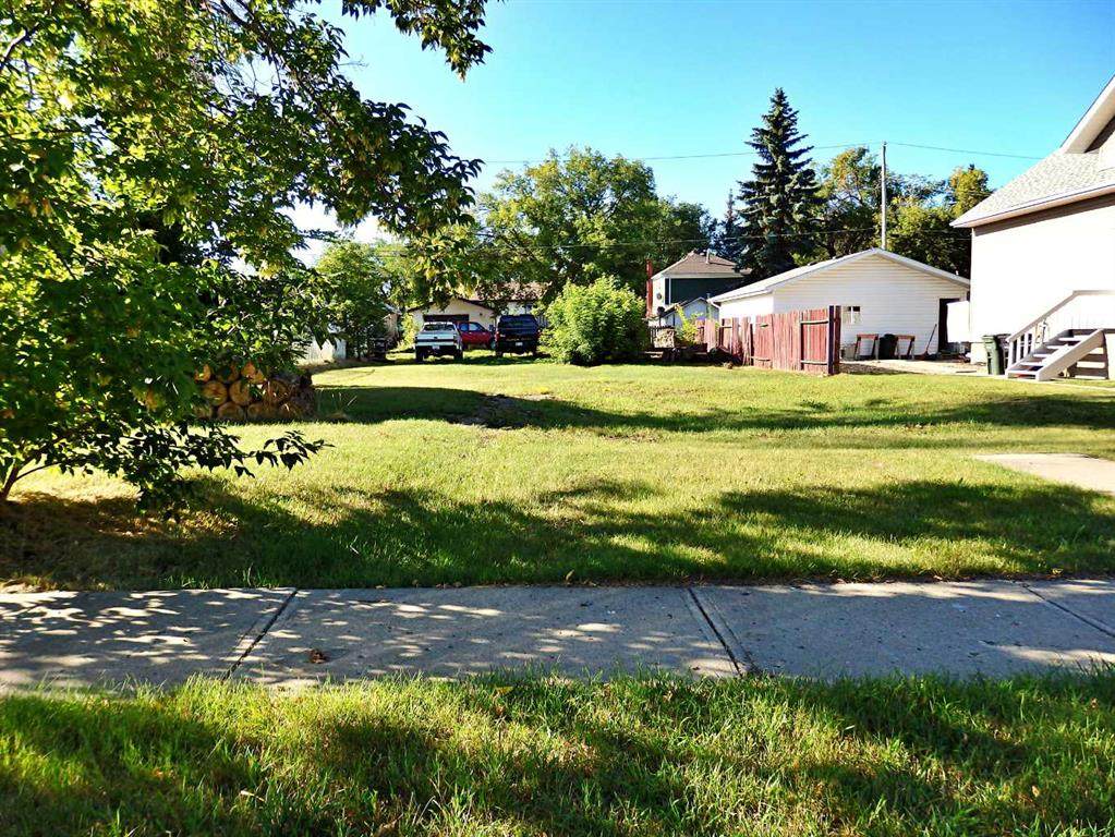 4703 54 Avenue - Photo 1