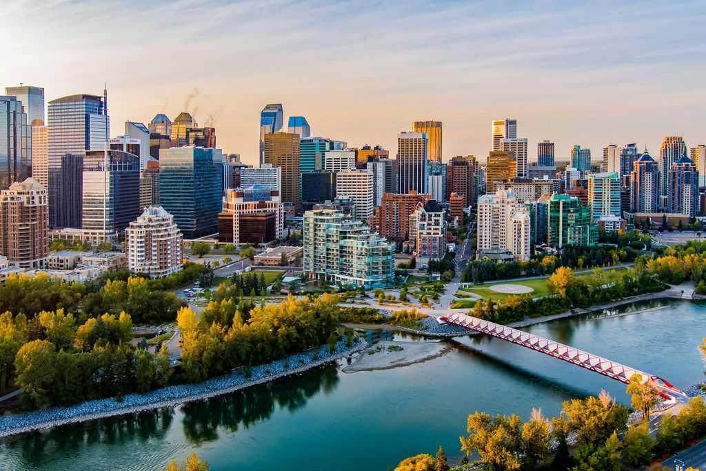 738 1 Avenue - Photo 1