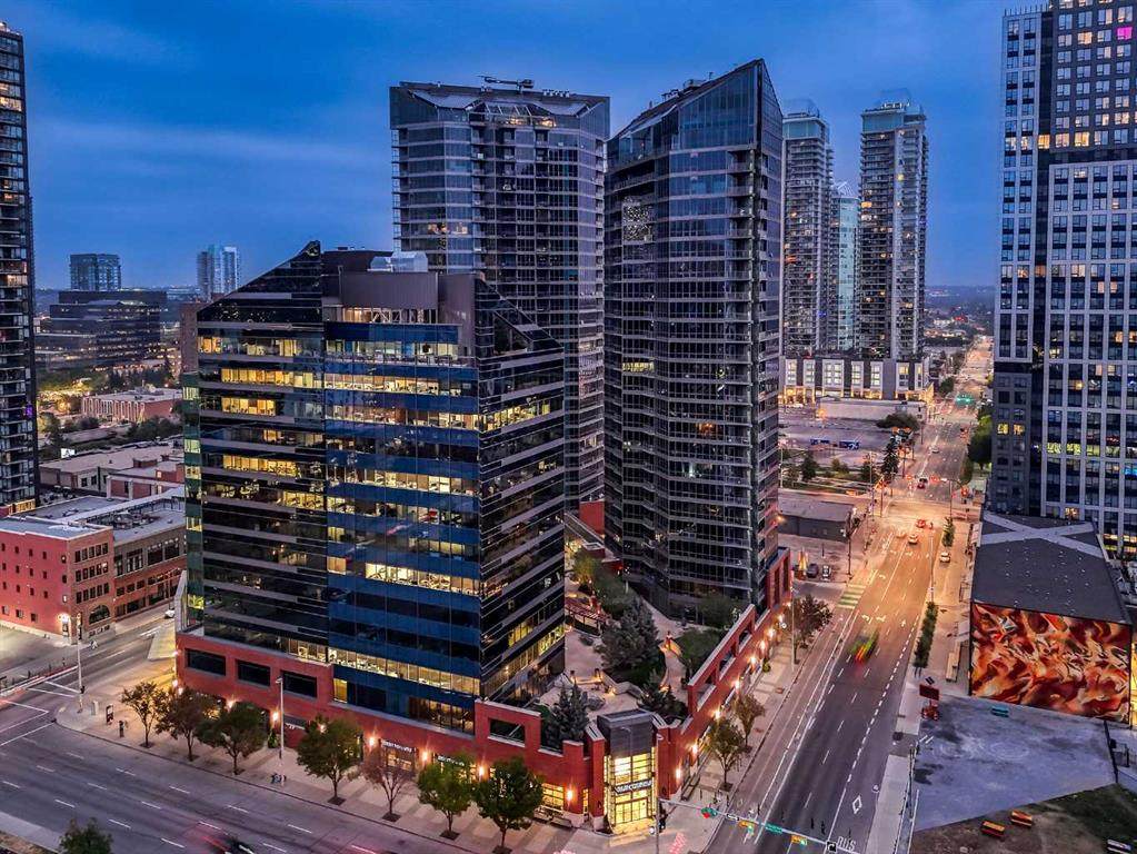 220 12 Avenue - Photo 1