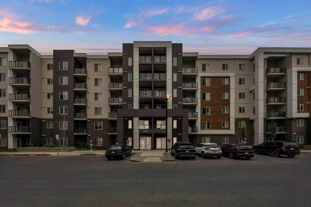 4641 128 Avenue - Photo 1