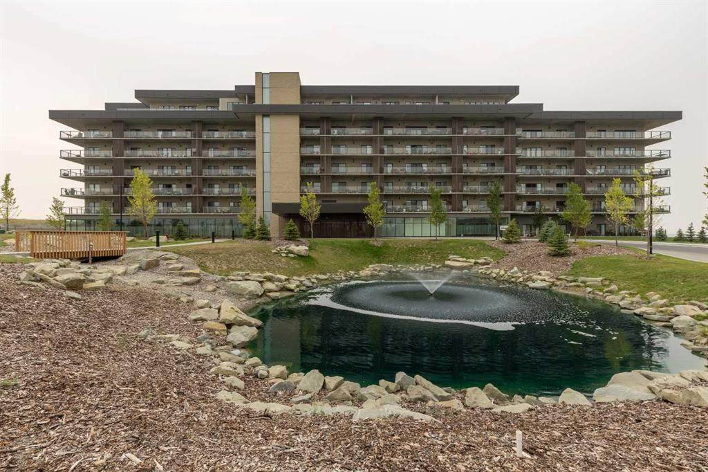 102 Scenic Drive - Photo 1