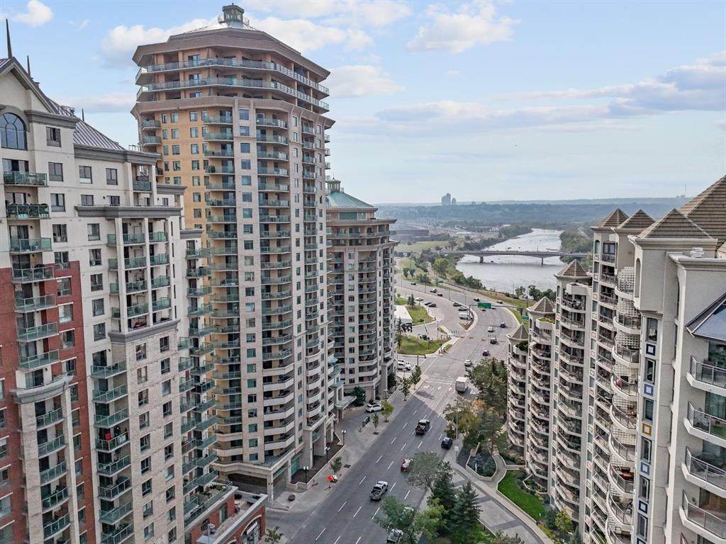 1121 6 Avenue - Photo 1