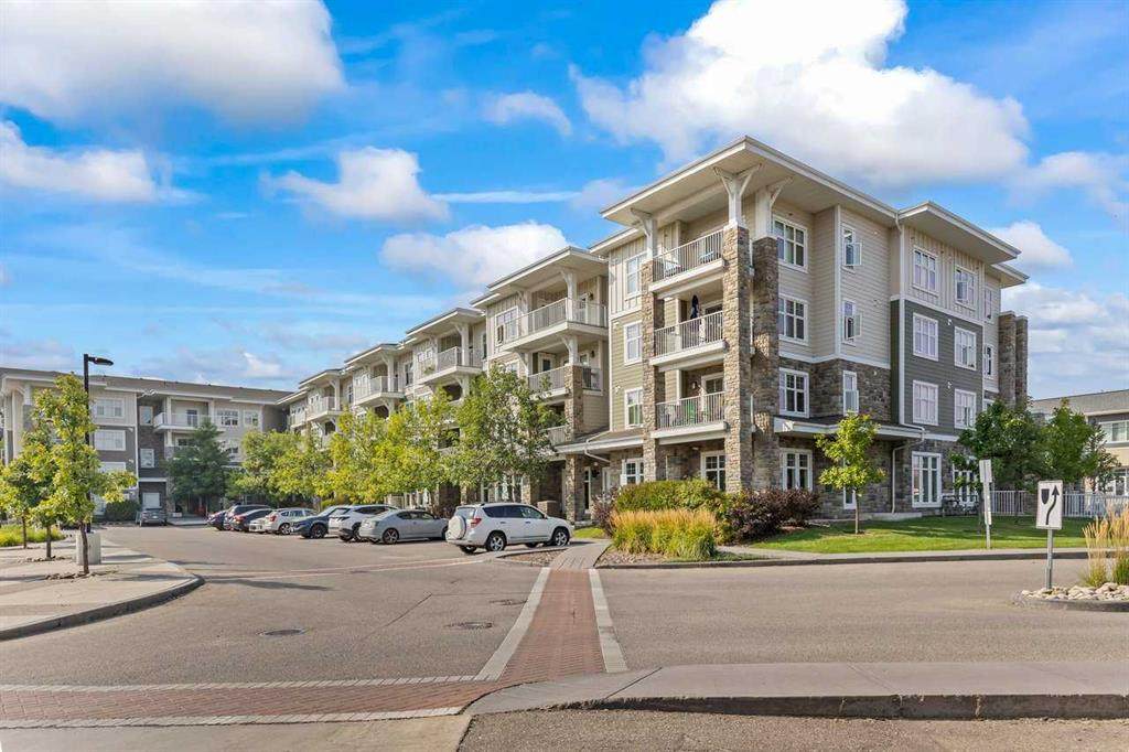 11 Mahogany Row - Photo 1