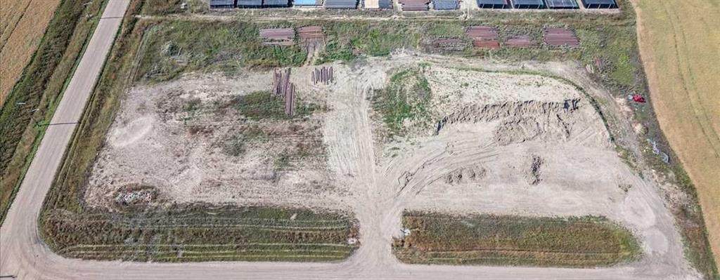 Lot 2, Block 2 Plan 2521824 - Photo 1