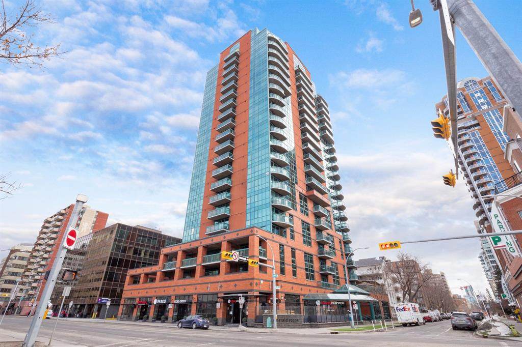 836 15 Avenue - Photo 1