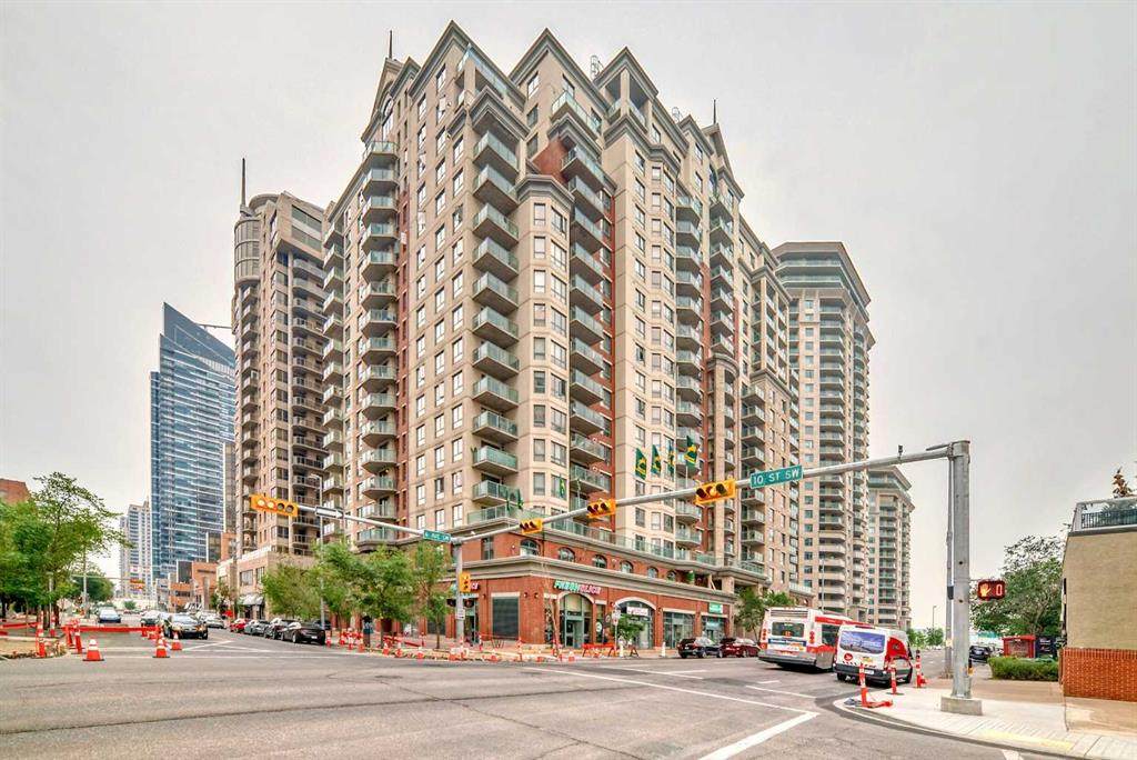 1111 6 Avenue - Photo 1