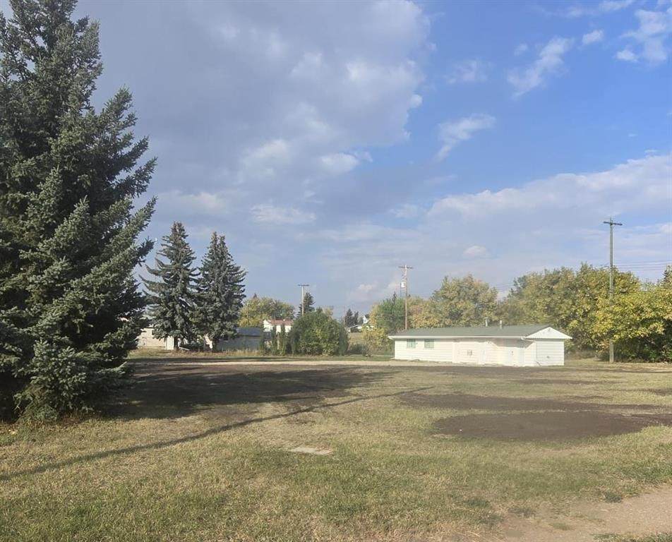 4910 48 Street - Photo 1