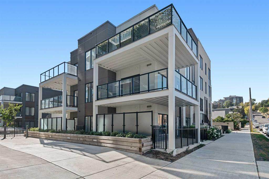 455 1 Avenue - Photo 1