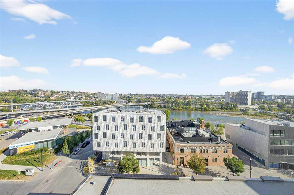 550 Riverfront Avenue - Photo 1