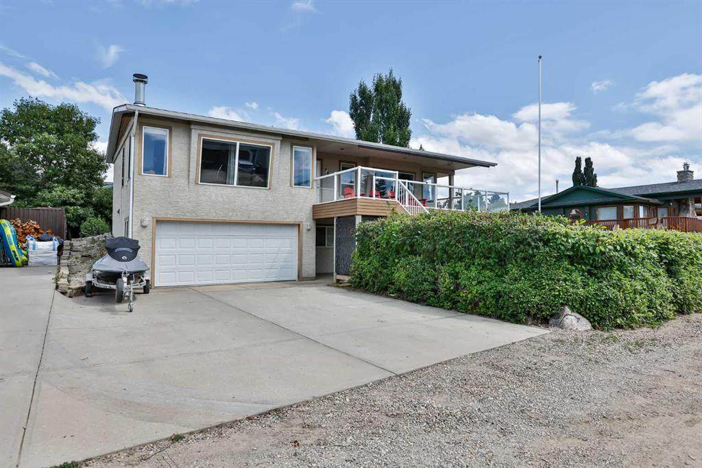 645 Lakeside Drive - Photo 1