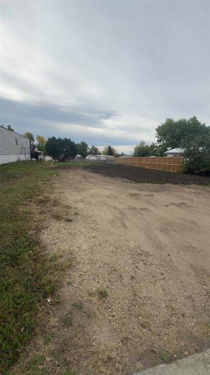 9729 120 Avenue - Photo 1