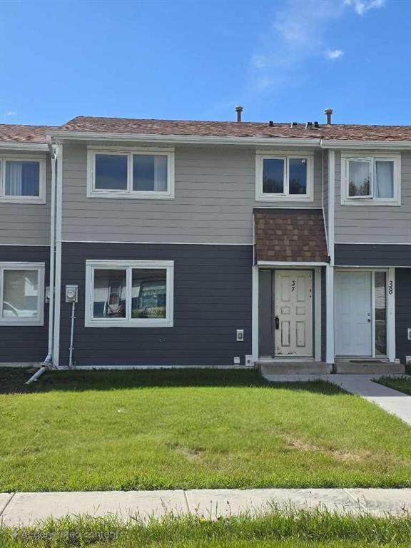 37 97 Avenue - Photo 1