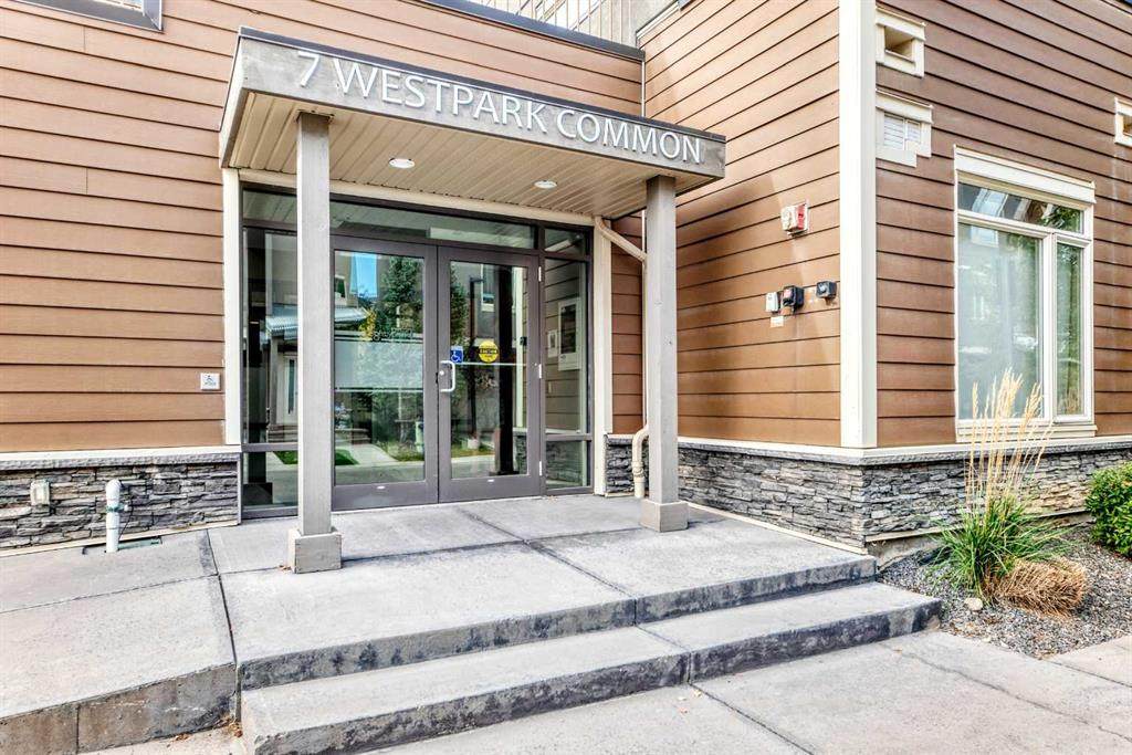 7 Westpark Common - Photo 1